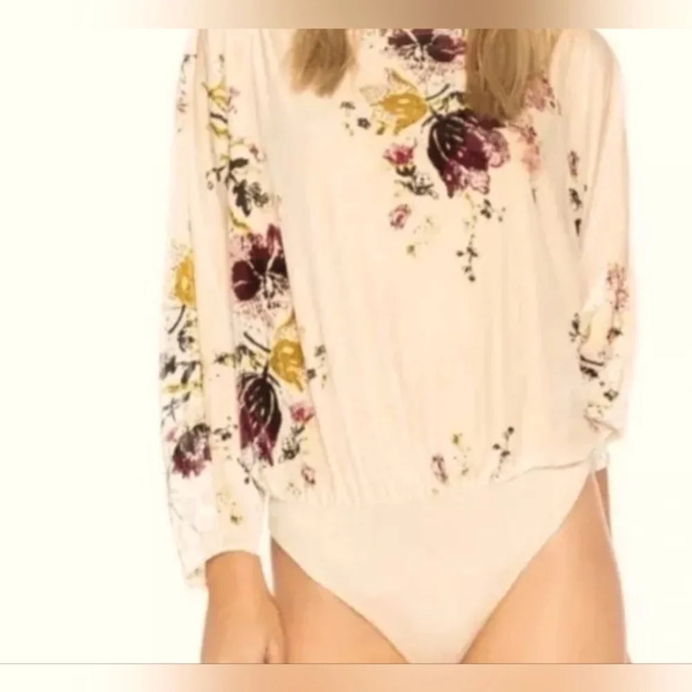 Free People Intimately Floral Velvet Bodysuit  Champayne Beige Dolman Sleeves XS
